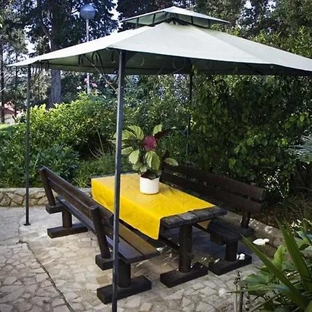 With A Parking Space Appartamento
